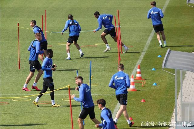 传奇！易建联宣布正式退役 结束21年职业生涯