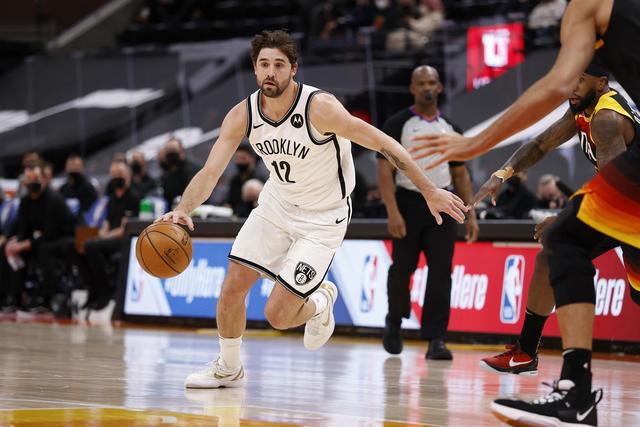 恩比德鼻子骨折76人不敌步行者 骑士力克奇才