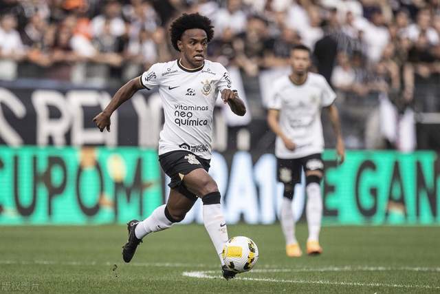 英超夺冠赔率:曼城1赔34希望渺茫 红军断层第1